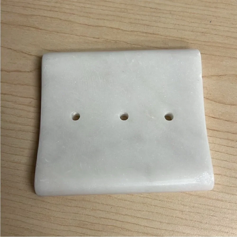 Anthropologie Concave Marble Soapdish